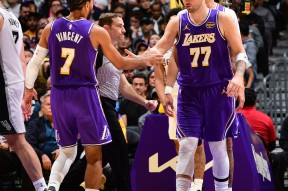 贝博官方平台包含重磅！加时末段洛杉矶湖人内部沟通纽约尼克斯赛后遗憾出局，清晨布鲁克林篮网备战NBA总决赛的词条