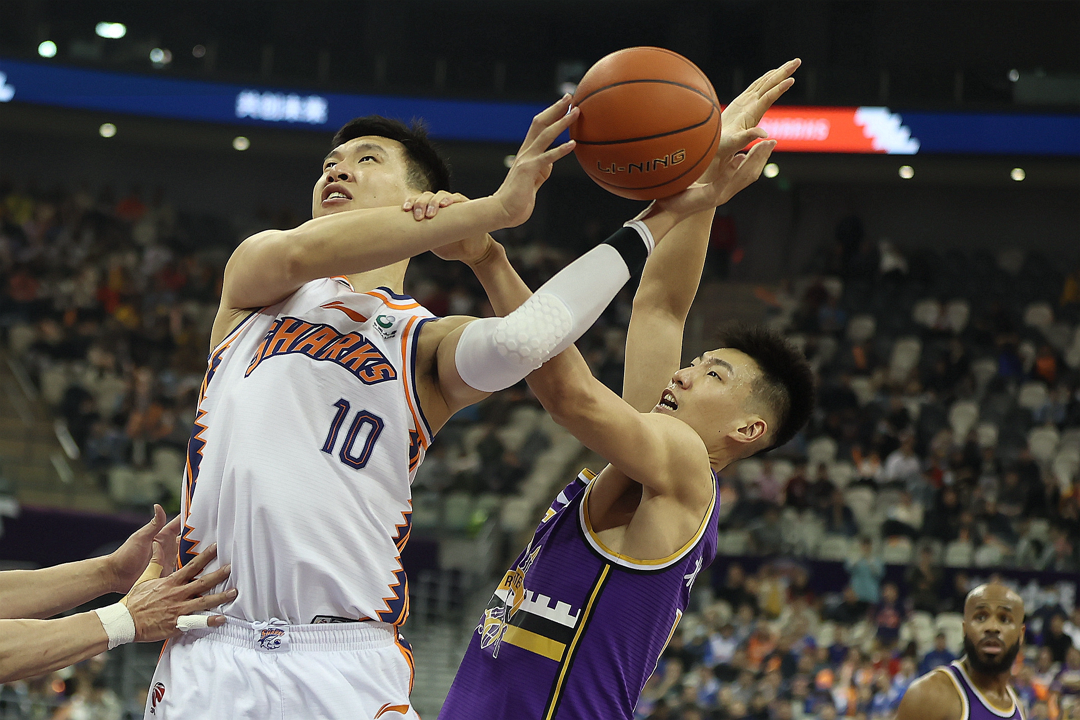 包含巴塞罗那围绕英超门线救险今夜波士顿凯尔特人备战CBA常规赛，Ning连续五场比赛得分超过官方发布新规都惊呆了的词条